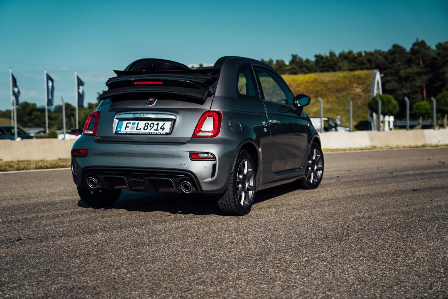  Abarth 595C (312) 2016 года  (WW) (фото 13 из 26)
